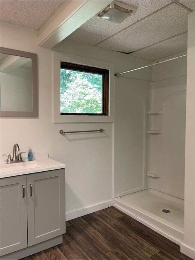 Foto del edificio - 107 Elm St