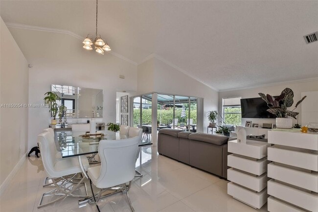 Foto del edificio - 9765 SW 155th Ct