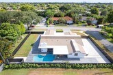 Foto principal - 2120 NE 204th St