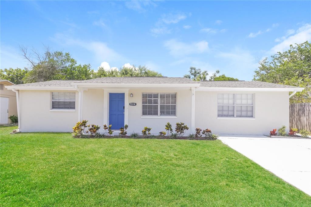 Foto principal - 7224 Parrot Dr