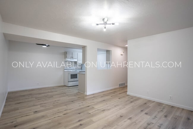 Building Photo - 6129 S 1300 E