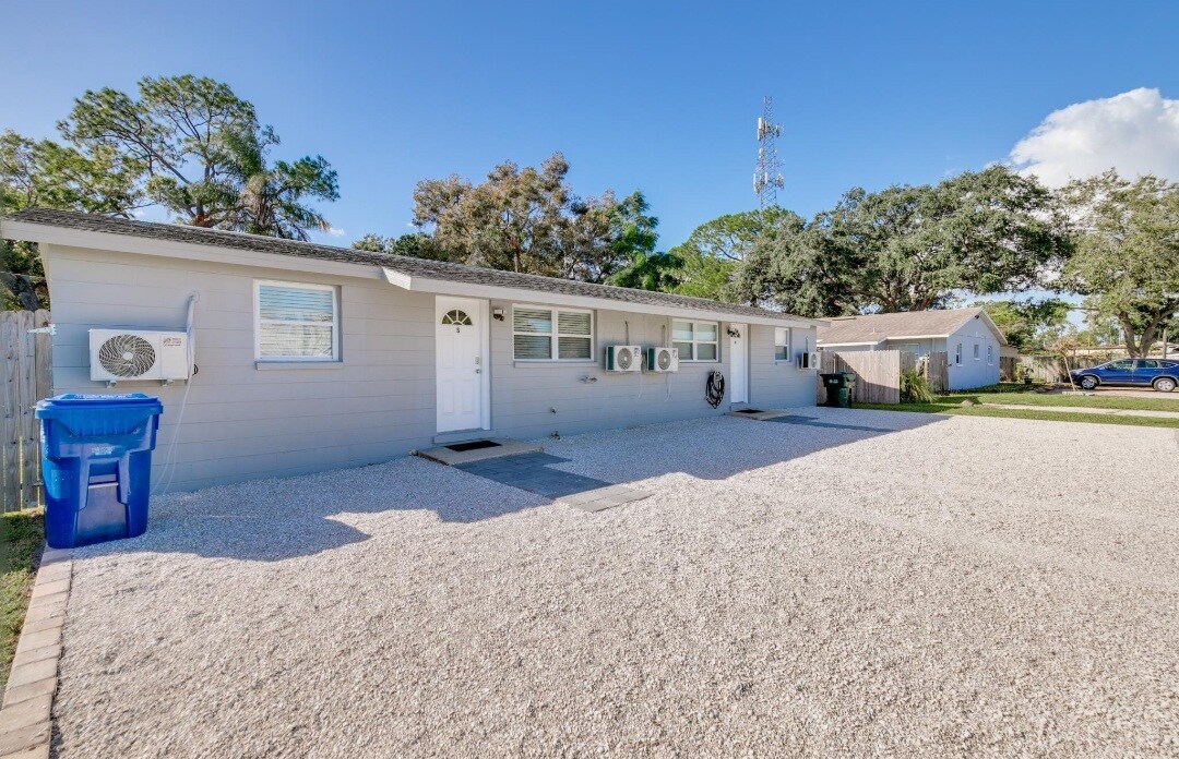 13496 W Rena Dr Unit S, Largo, FL 33771 Condo for Rent in Largo, FL