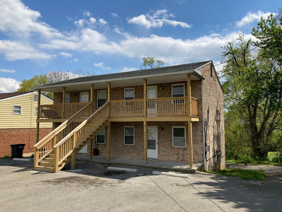 1193 Ruddell Rd Unit 1201, Vinton, VA 24179 Apartments in Vinton, VA