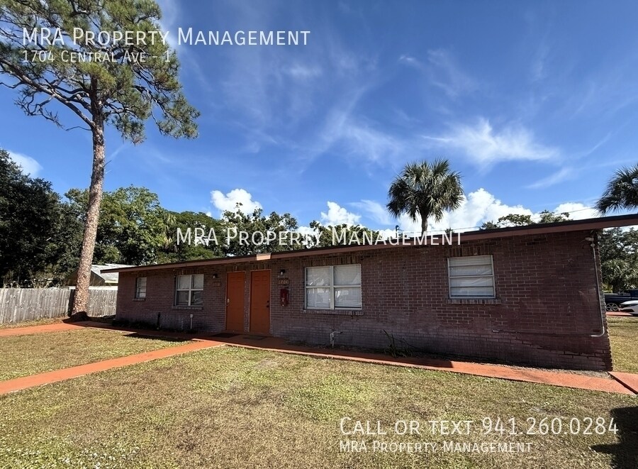 Foto principal - 1704 Central Ave