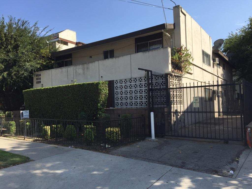 Primary Photo - 1526 Yosemite Dr