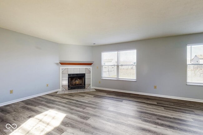 Foto del edificio - 5928 Brookville Lake Dr