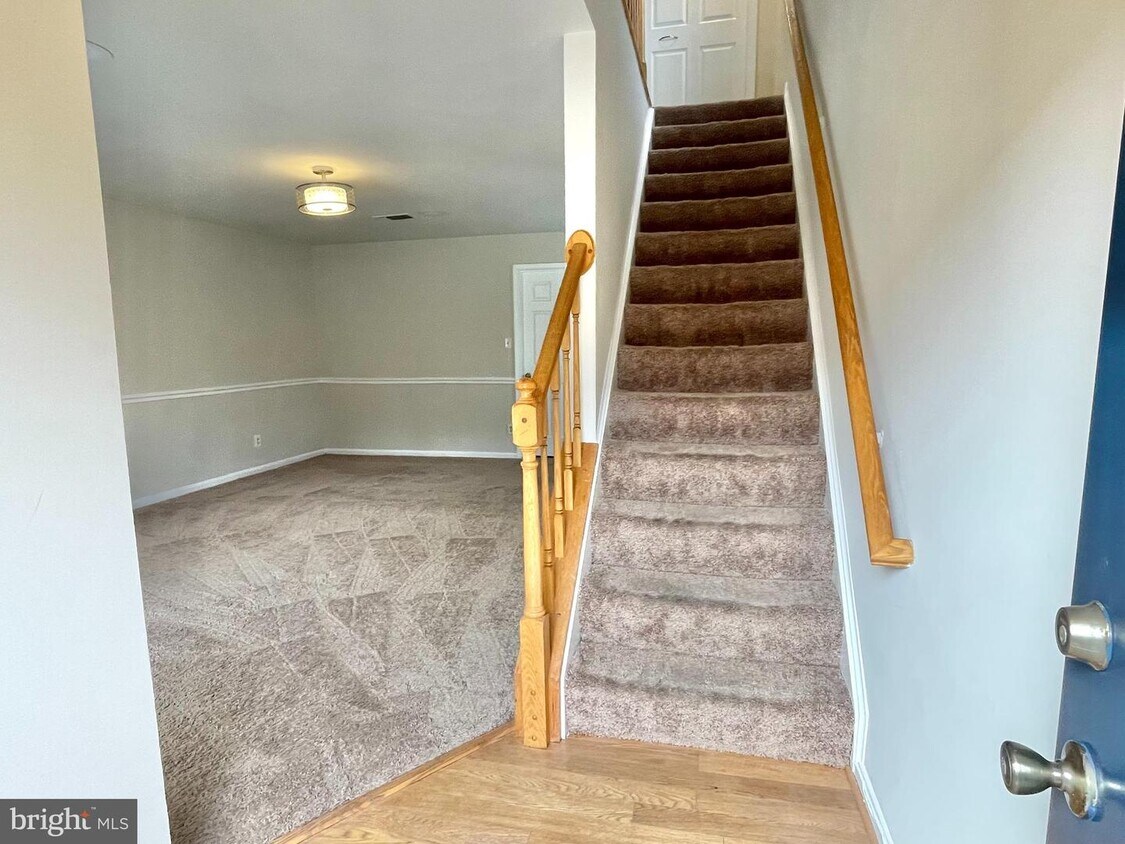 Primary Photo - 12621 Kempston Ln