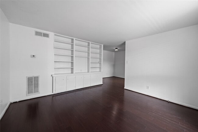 Photo - 5123 Del Monte Dr Apartment