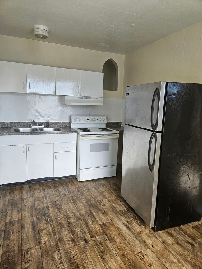 Cocina - 885 Paris Ave S