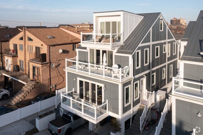 Building Photo - 180 Beach 127Th St