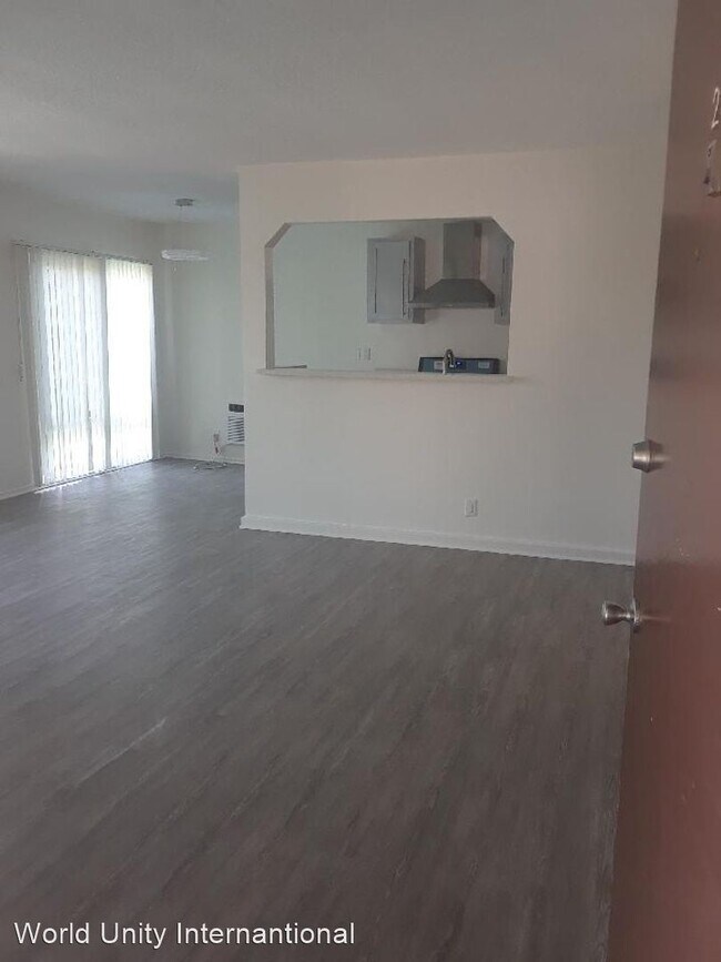 Foto del edificio - 3311 Rowena Ave