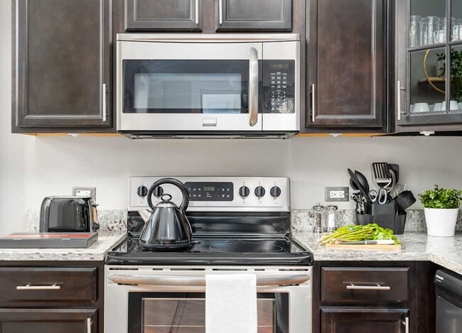 Foto del edificio - 5000 N Sheridan Rd