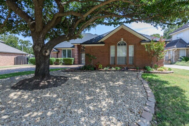 Foto del edificio - Birdville ISD!