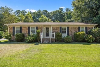 Building Photo - 71 Dogwood Ln
