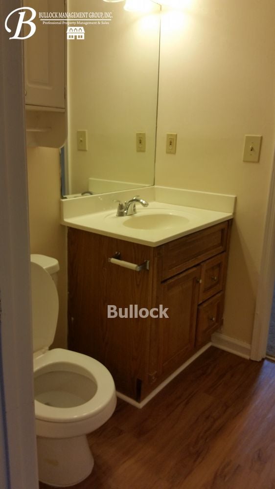 Building Photo - 3235 Sarah Lou Dr
