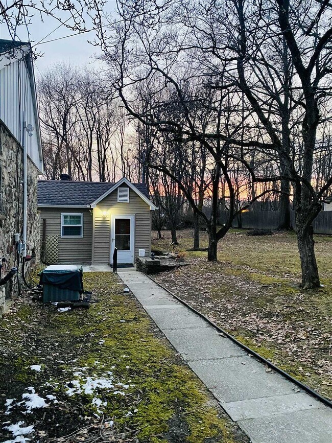 32 Dorothy Heights, Wappingers Falls, NY 12590 House for Rent in