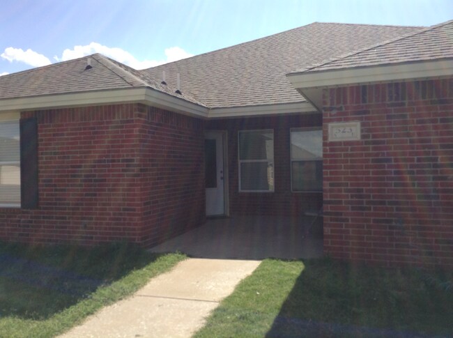 Foto del edificio - 604 N Englewood Ave