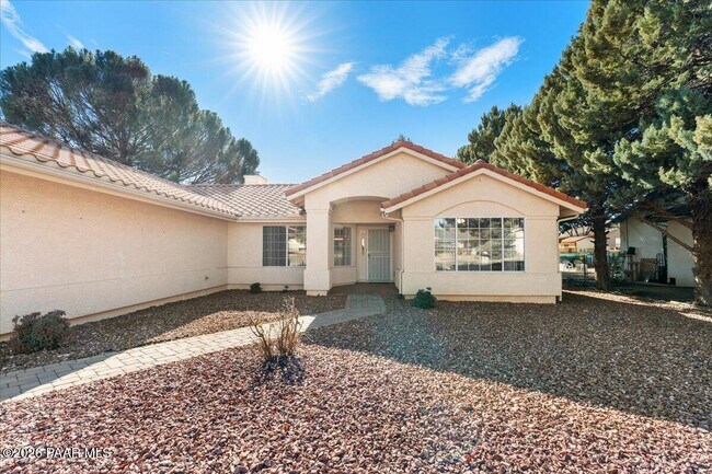 Foto del edificio - 11055 Lariat Ln