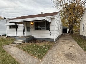 Building Photo - 13155 Sidonie Ave