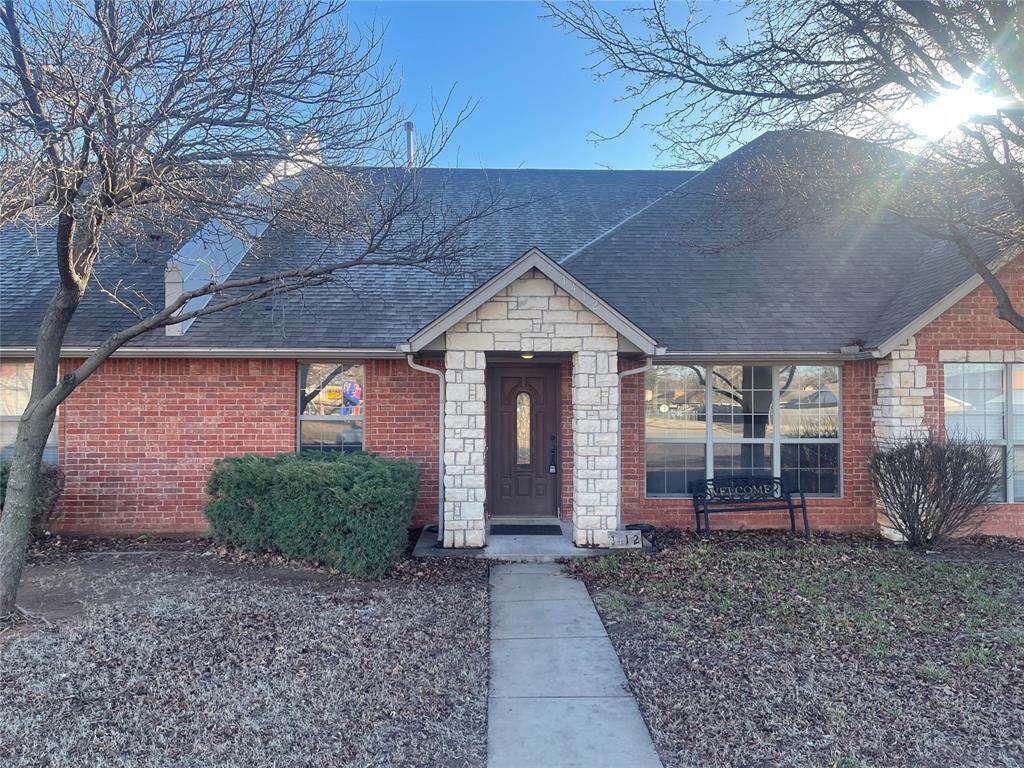 1412 N 1st St, Weatherford, OK 73096 Townhome Rentals in Weatherford
