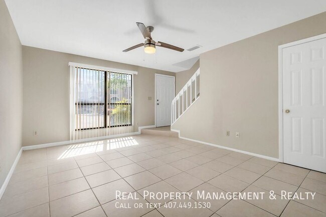 Building Photo - 2 BR / 1.5 BA Townhome In Tuskawilla