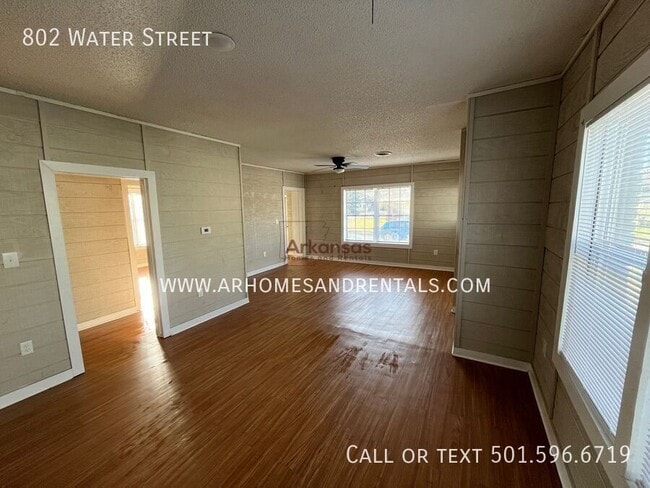 Foto del edificio - 802 Water St