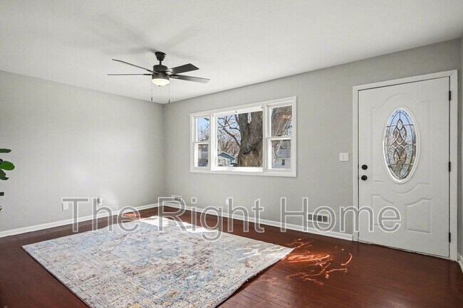 Foto del edificio - 1606 Cole Creek Dr