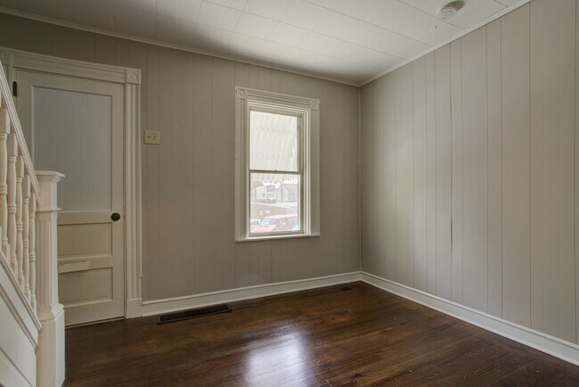 Foto del edificio - 707 W Vine St