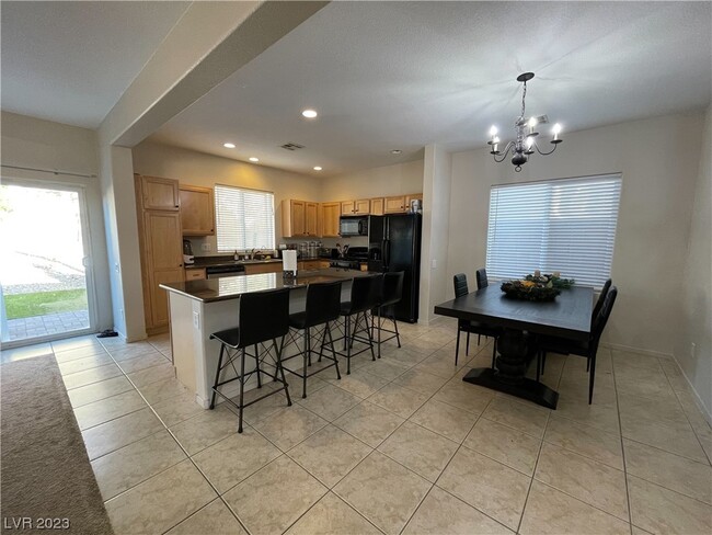 Building Photo - 2470 Denholme St