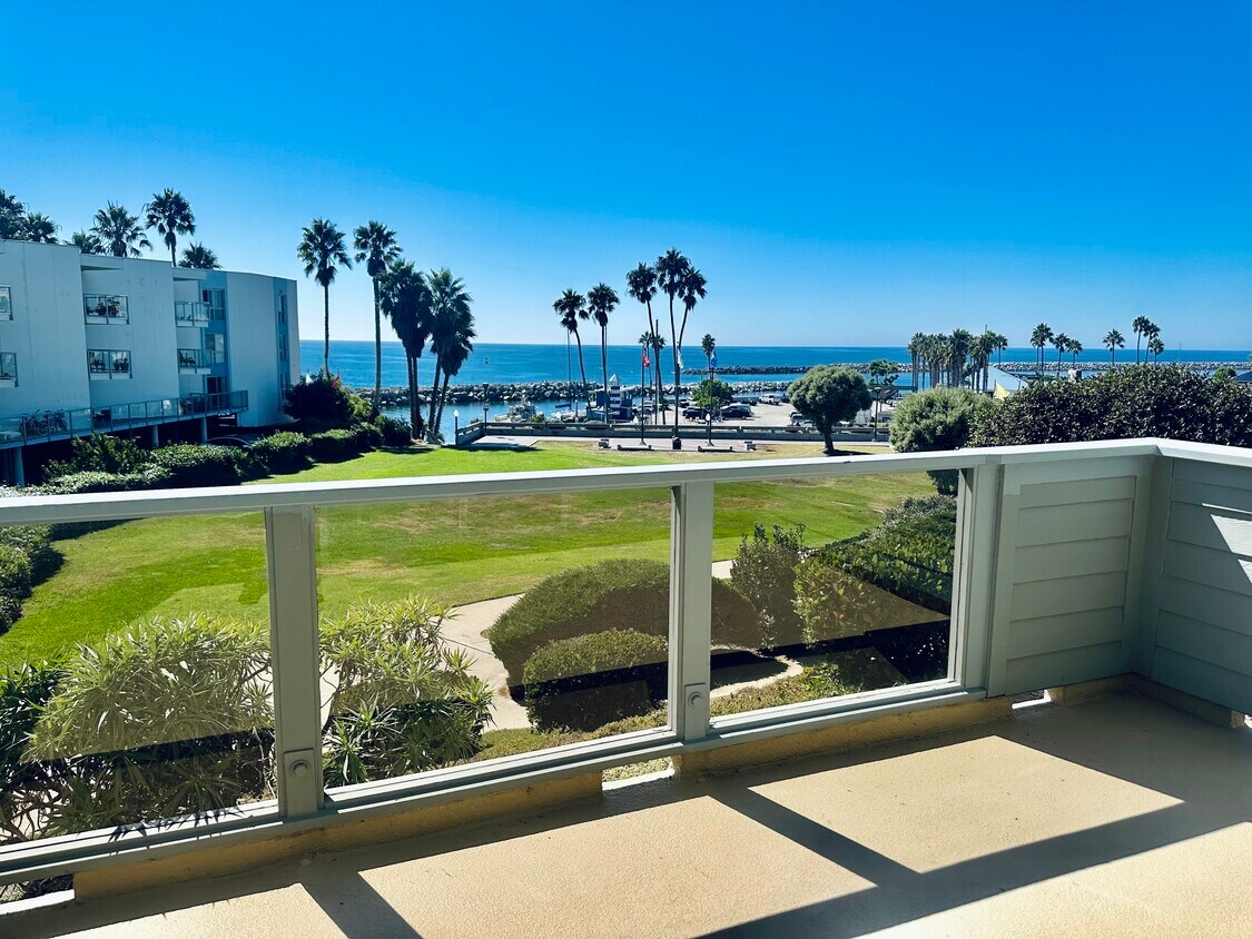 250 The Vlg Unit 105, Redondo Beach, CA 90277 Condo for Rent in