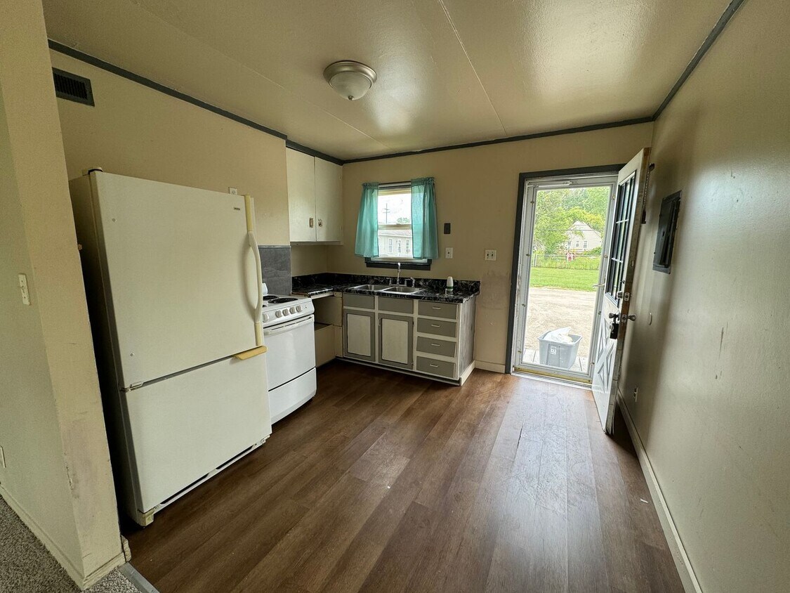 Foto principal - Cute 2BR Apartment
