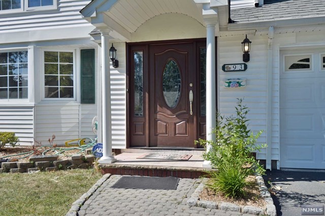 Primary Photo - 93 Harding Rd