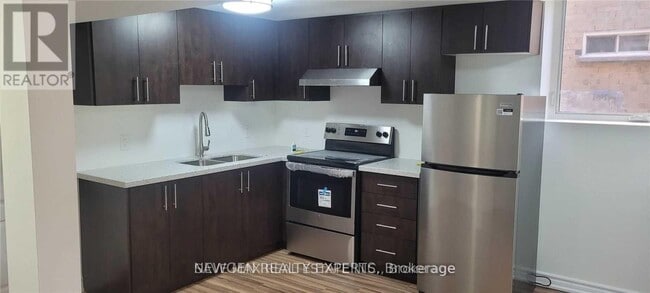 Building Photo - 3080 Olympus Mews