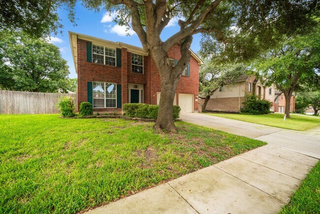 Foto del edificio - Executive Greenshire Living in Schertz, TX...