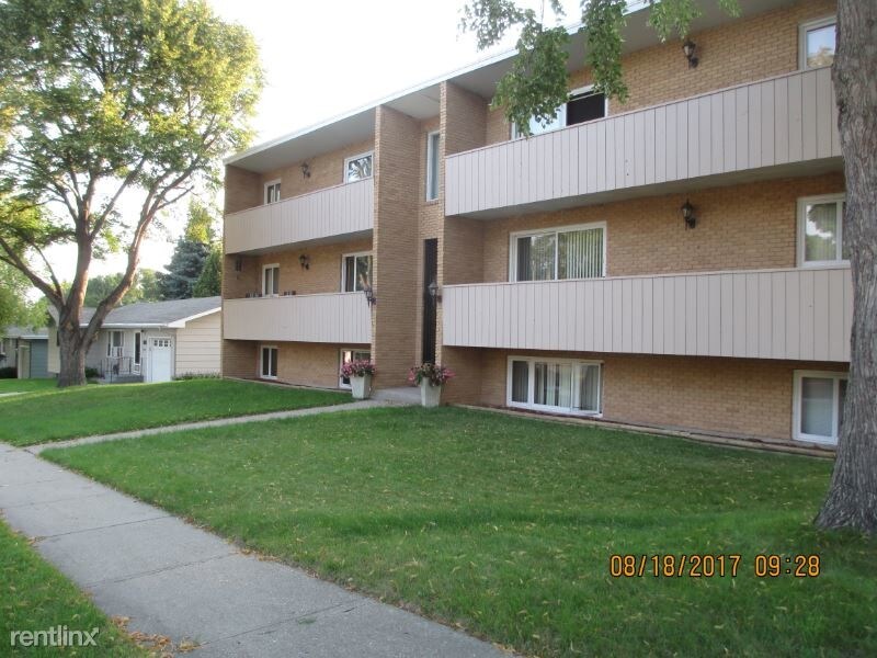 Primary Photo - 1715 N 8th St