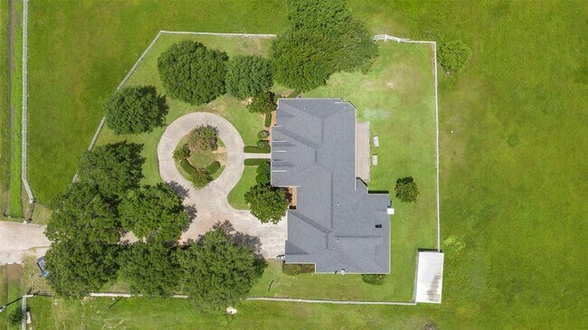 Foto del edificio - 25554 Beckendorff Rd