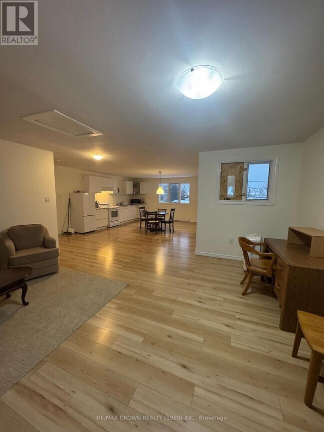 Photo du bâtiment - 652 Scollard St