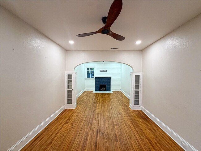 Foto del edificio - 104 Glenwood St