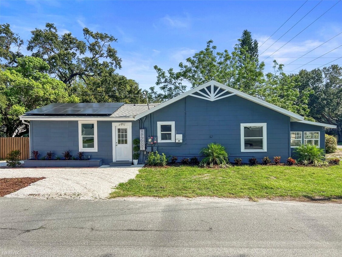 Primary Photo - 3 br, 2 bath House - 1204 New York Avenue