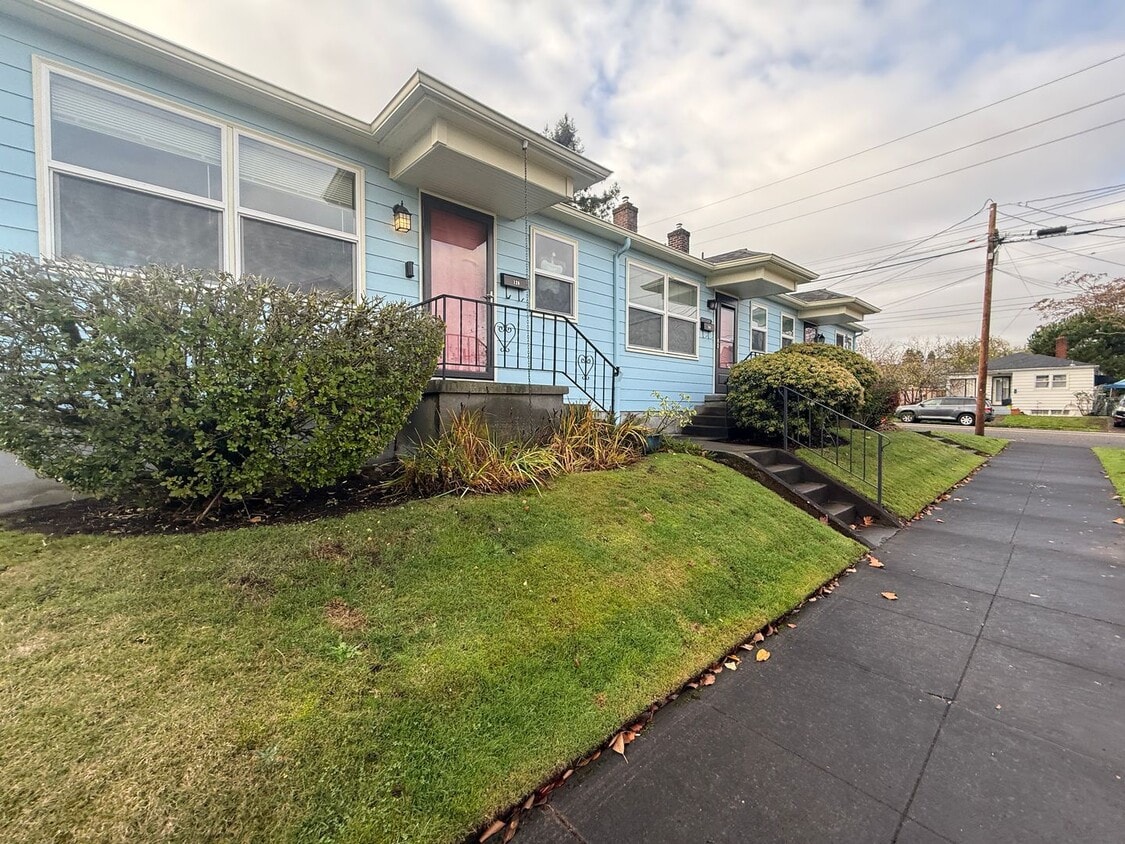 Charming N. Portland Apartment located in the Piedmont Neighborhood! - Charming N. Portland Apartment located in the Piedmont Neighborhood!