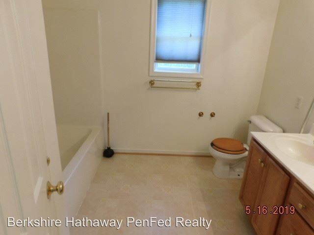 Building Photo - 4 br, 2.5 bath House - 8203 Rocky Branch Lane