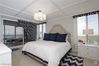 Building Photo - 6849 Grenadier Blvd