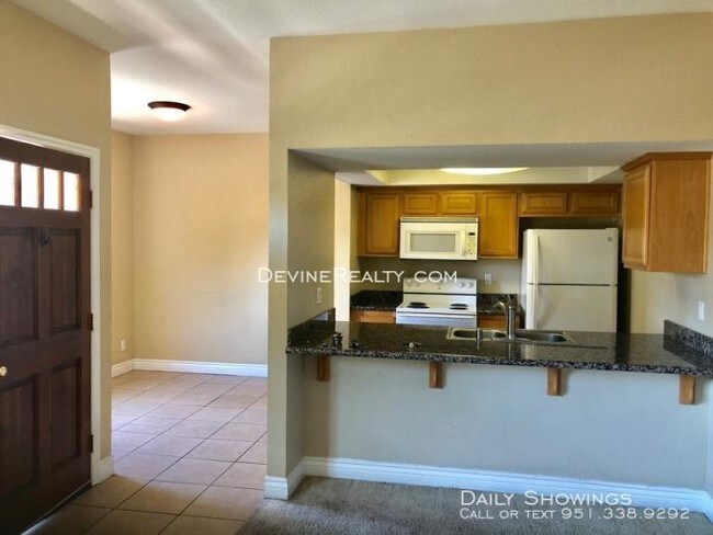 Foto del edificio - 2 bedroom in Escondido CA 92025