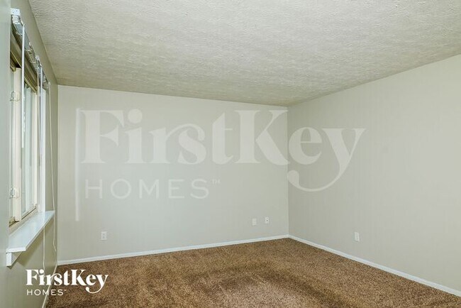 Foto del edificio - 6834 Turnberry Way