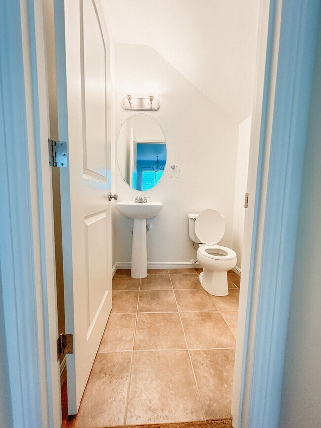 Foto del edificio - Four bedroom home in Salmon Creek