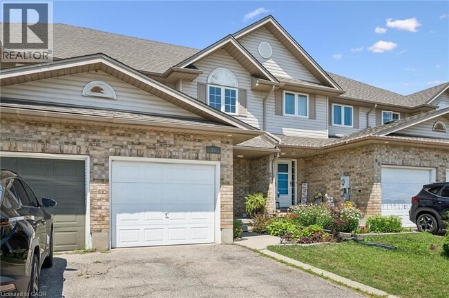Building Photo - 96 Templewood Dr