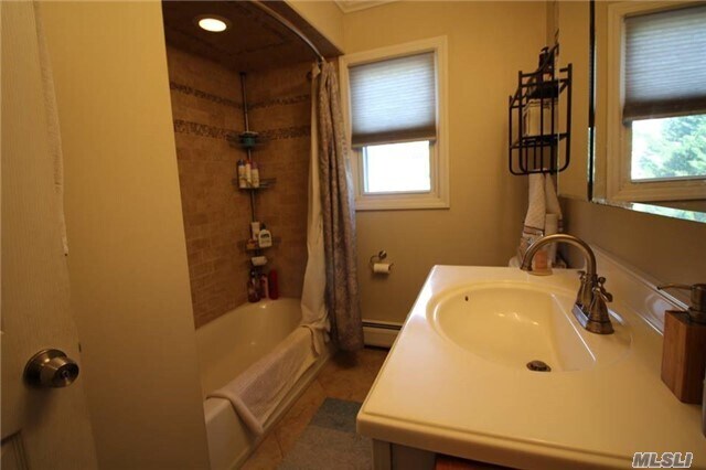 Building Photo - 1605 Carla Ln