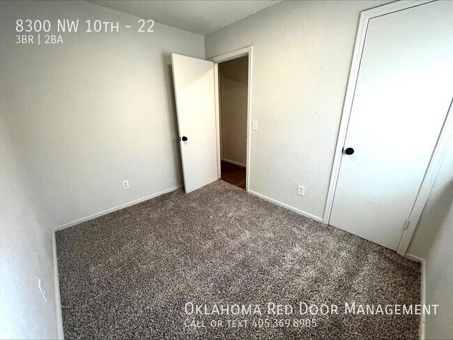 Foto del edificio - 8300 NW 10th St