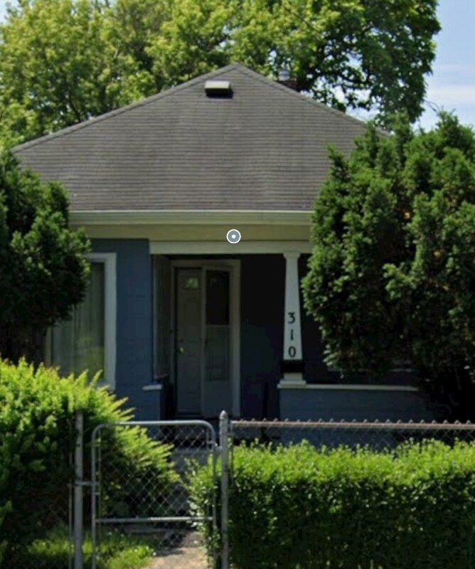 Foto principal - 310 E Moore St
