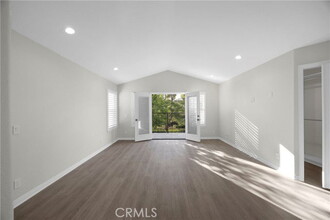 Building Photo - 21 Sea Terrace